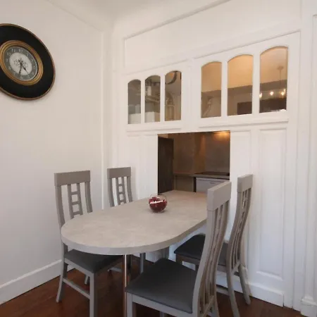 Beau T2 Hyper Centre Avec Wifi - Fr-1-608-126